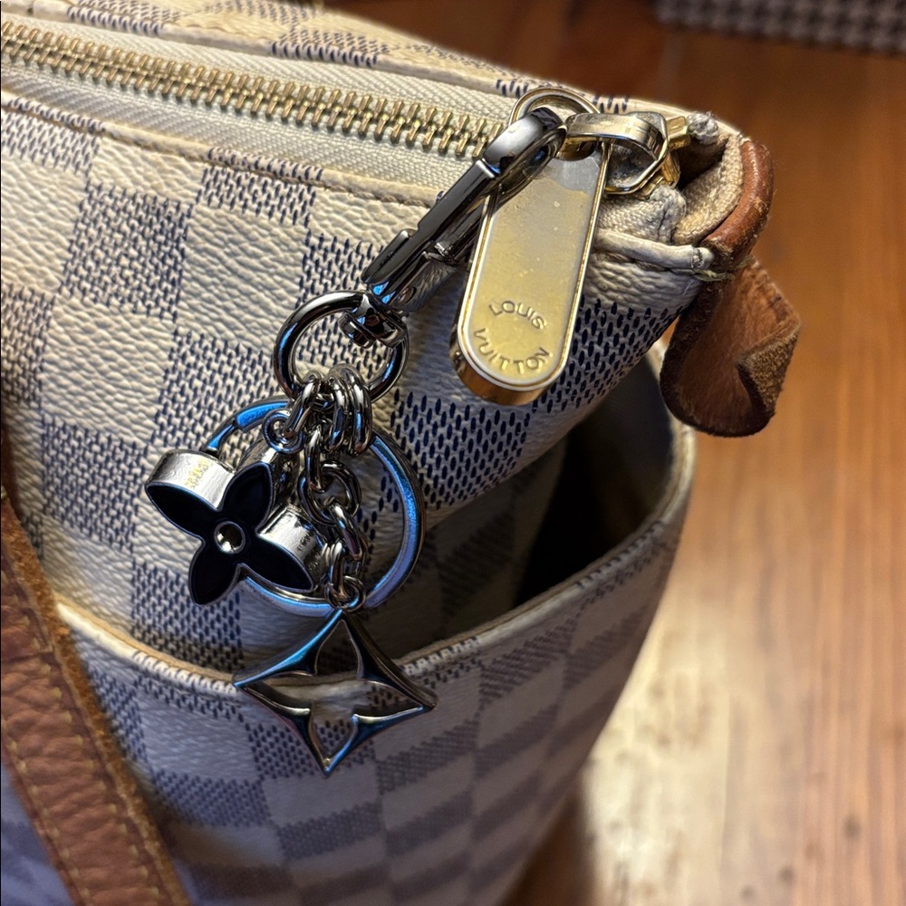 Louis Vuitton Totally Damier Azur PM COA - Picture 4 of 17